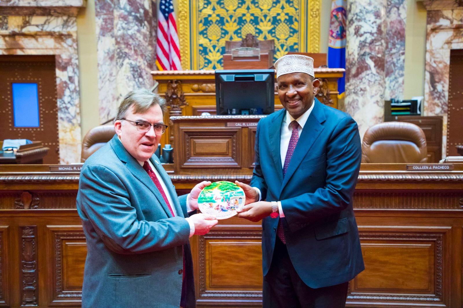 Hon. Aden Duale Meets With Minnesota Senate Minority Whip John Hoffman on January 24, 2020.