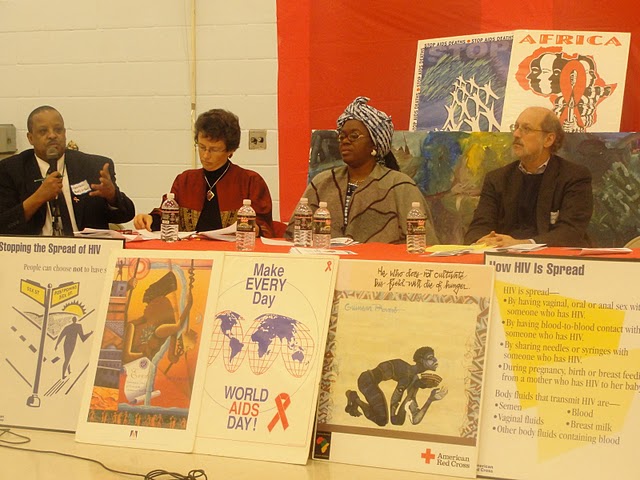 A panel discusses HIV/AIDS among Africans in Minnesota during a past African World Aids Day (AWAD) in Minneapolis. Photo: Sahra Mohamud/Mshale