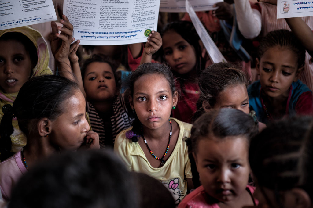 In Mauritania, girls participate in an awareness-raising campaign rally to end FGM/C, facilitated by UNICEF implementing partner CORDAK, a Consortium of 54 NGOs which implement UNICEF's child protection programmes in Assaba district. Photo: United Nations