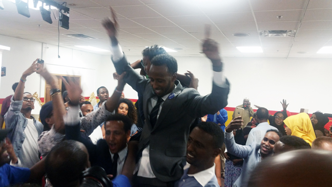Supporters of Ilhan Omar who looks set to become the first Somali-American legilsator in America celebrate after results were announced giving her teh victory and toppling Minnesota's longest serving legislator in Minnesota House District 60B. Photo: Tom Gitaa/Mshale