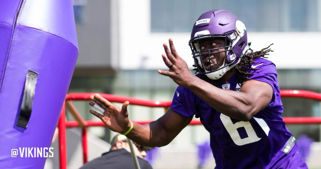 Minnesota Vikings draft Nigerian-born Ade Aruna