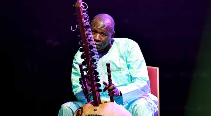 US Customs destroys Ballaké Sissoko’s Kora Ballaké Sissoko of Mali