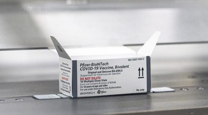 US clears updated COVID boosters targeting newest variants