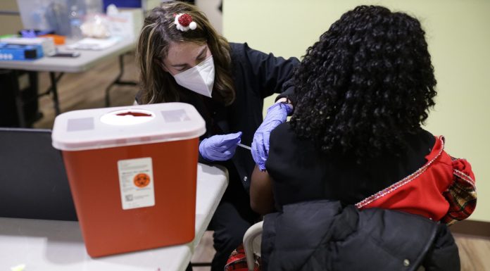 Nigerian women’s group continues COVID-19 vaccinations, reminds community virus isn’t gone