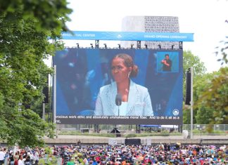 Michelle Obama speech at opening of Obama Presidential Center leaves President Obama, audience in tears