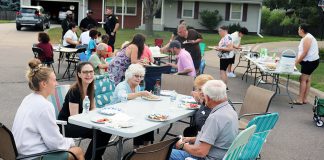 National Night Out brings Brooklyn Park neighbors together one block at a time
